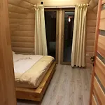 Miodowy Nad Potoczkiem Chalet *
